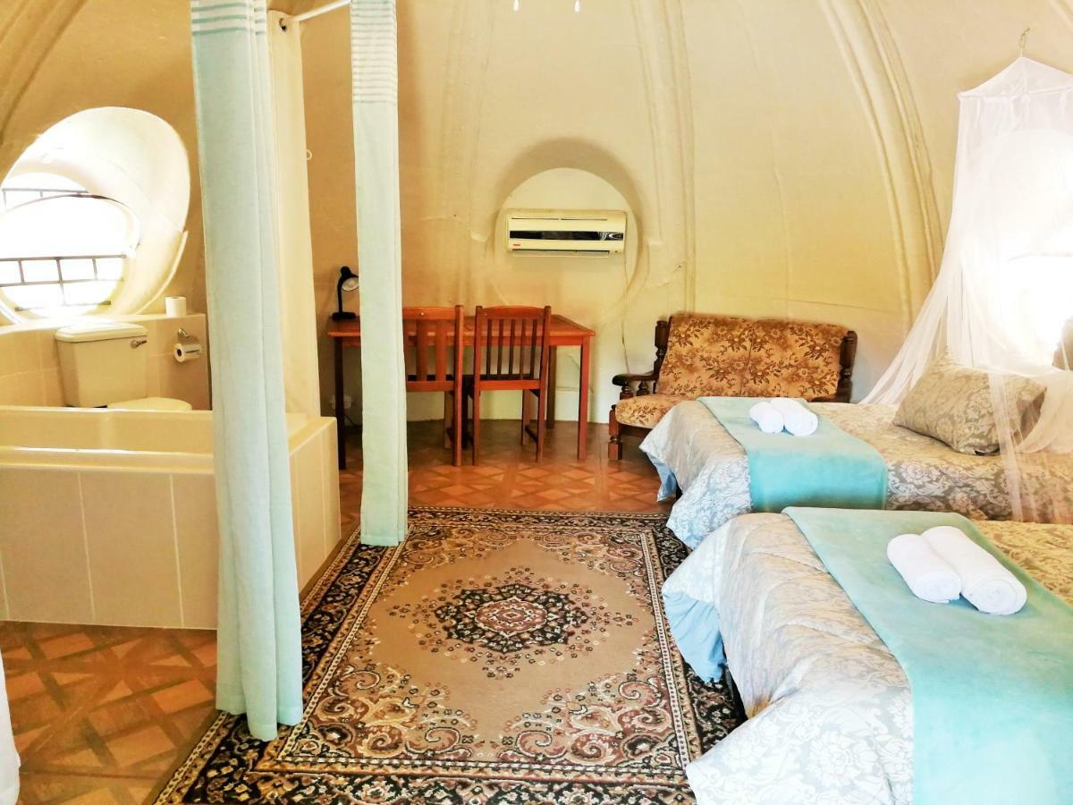 Safari Guesthouse Vryburg Buitenkant foto